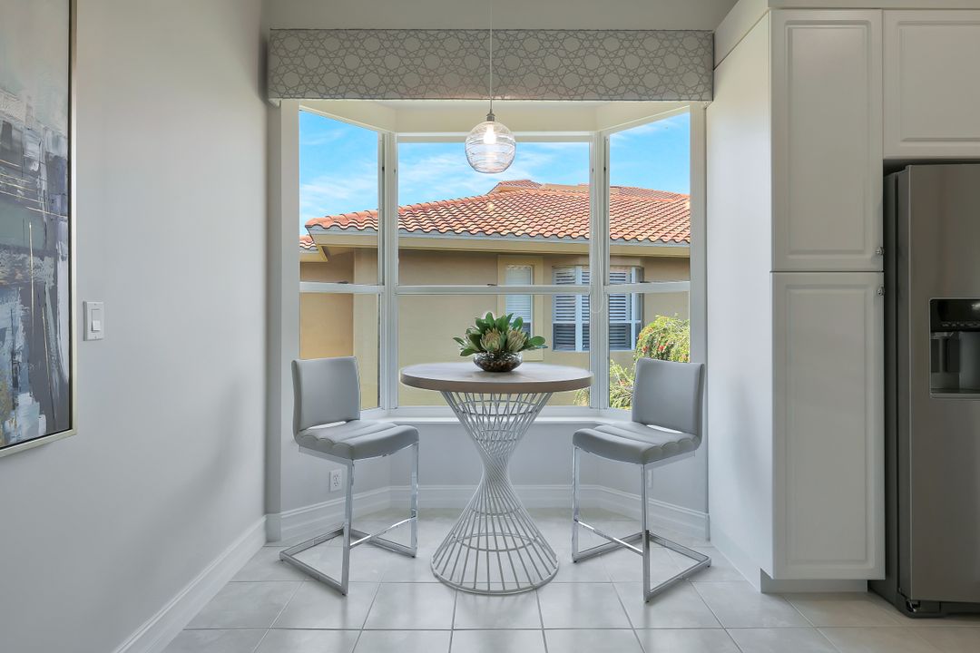 1855 Les Chateaux Blvd #201, Naples, FL 34109