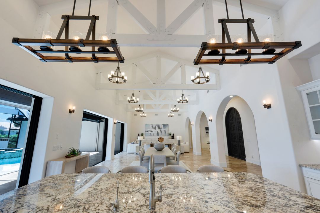 1400 Forrest Ct, Marco Island, FL 34145