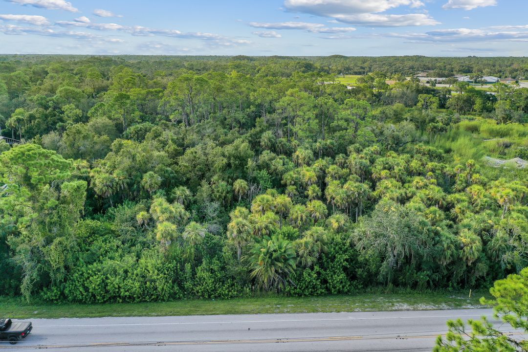 11731 Bayshore Rd, North Fort Myers, FL 33917