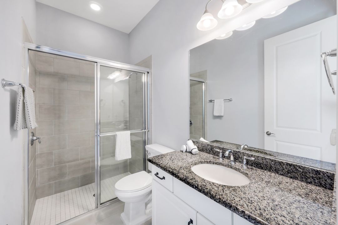 8396 Promoso Ct, Naples, FL 34114