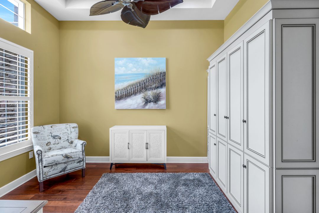 9180 Ores Cir, Naples, FL 34120