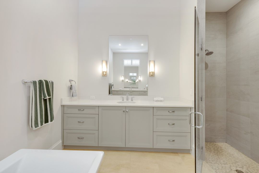 16484 Talis Park Dr, Naples, FL 34110