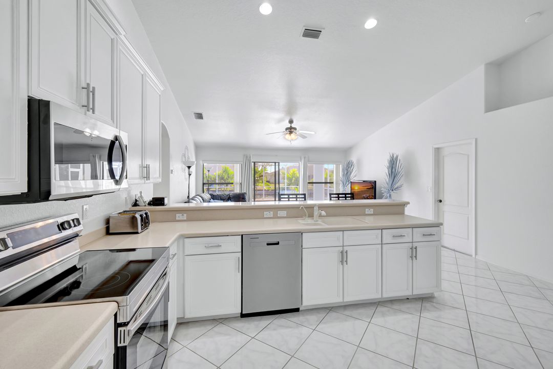 1408 SW 31st Terrace, Cape Coral, FL 33914