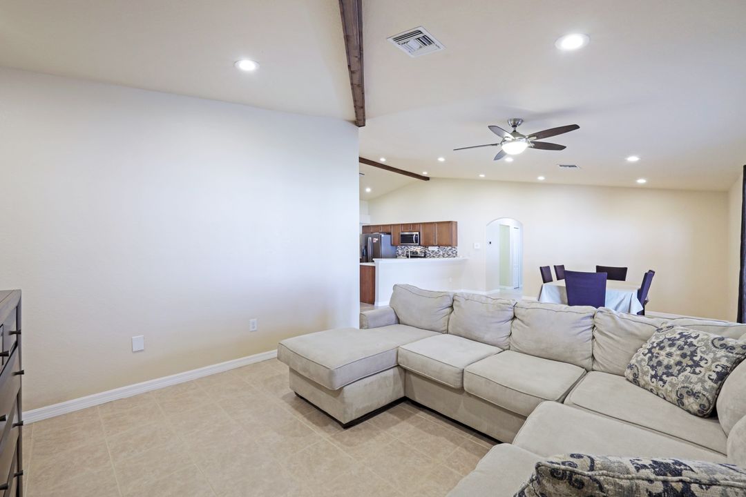 153 SE 27th Terrace, Cape Coral, FL 33904