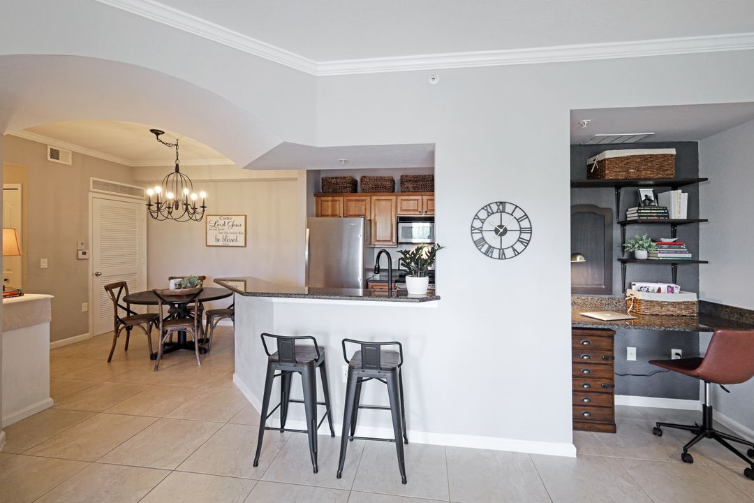 12950 Positano Cir #207, Naples, FL 34105