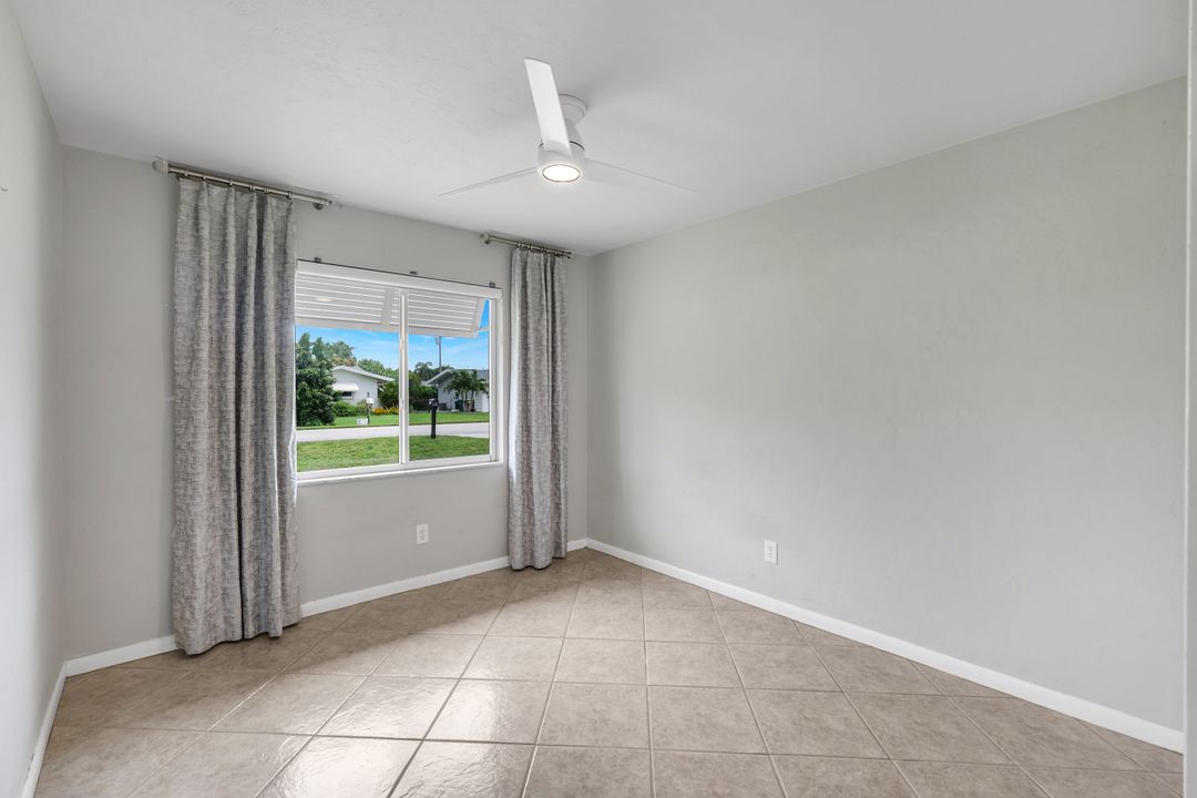 5236 Elm Ct, Cape Coral, FL 33904