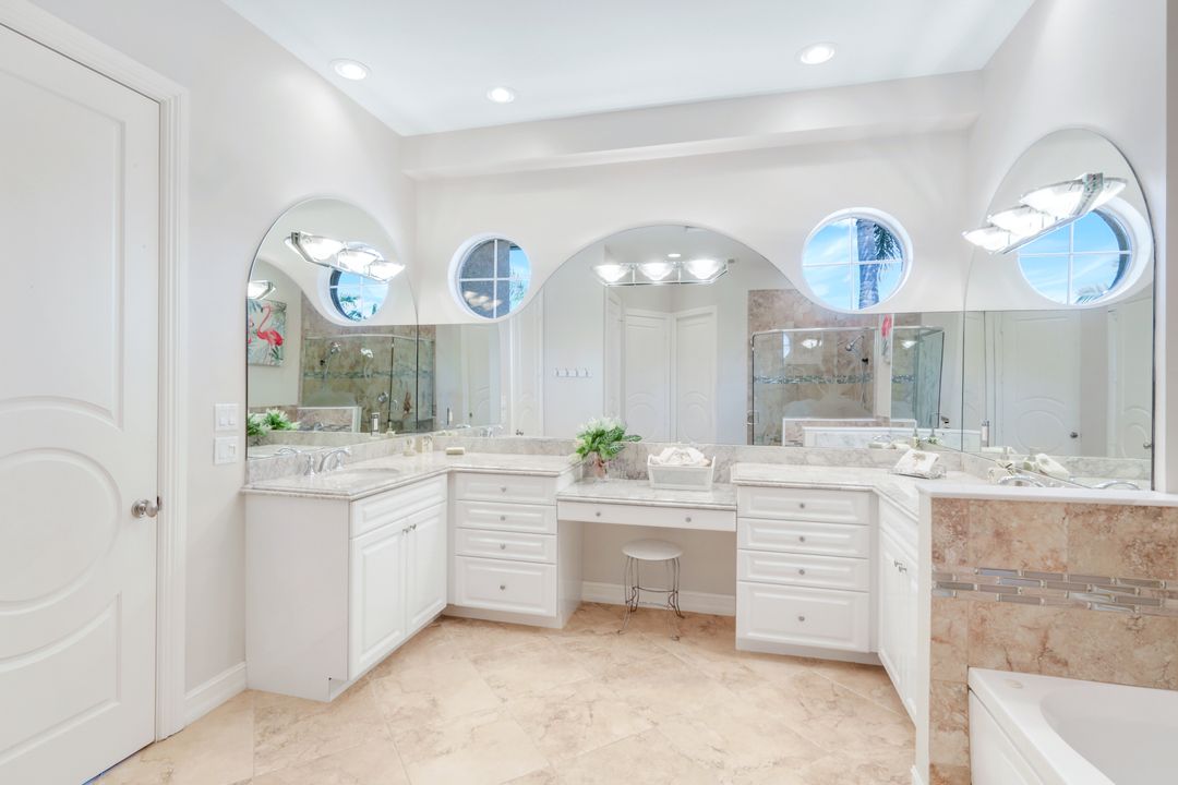 1658 McIlvaine Ct, Marco Island, FL 34145