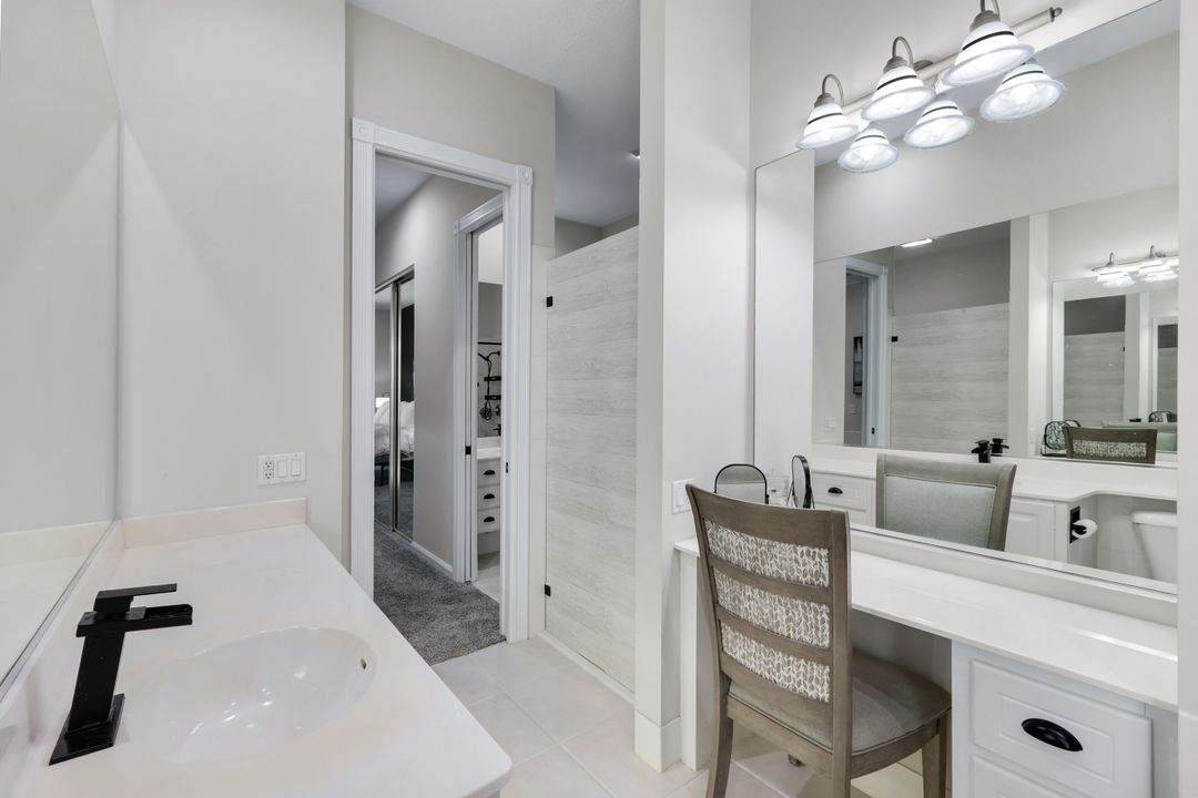 4402 Prescott Ln, Naples, FL 34119