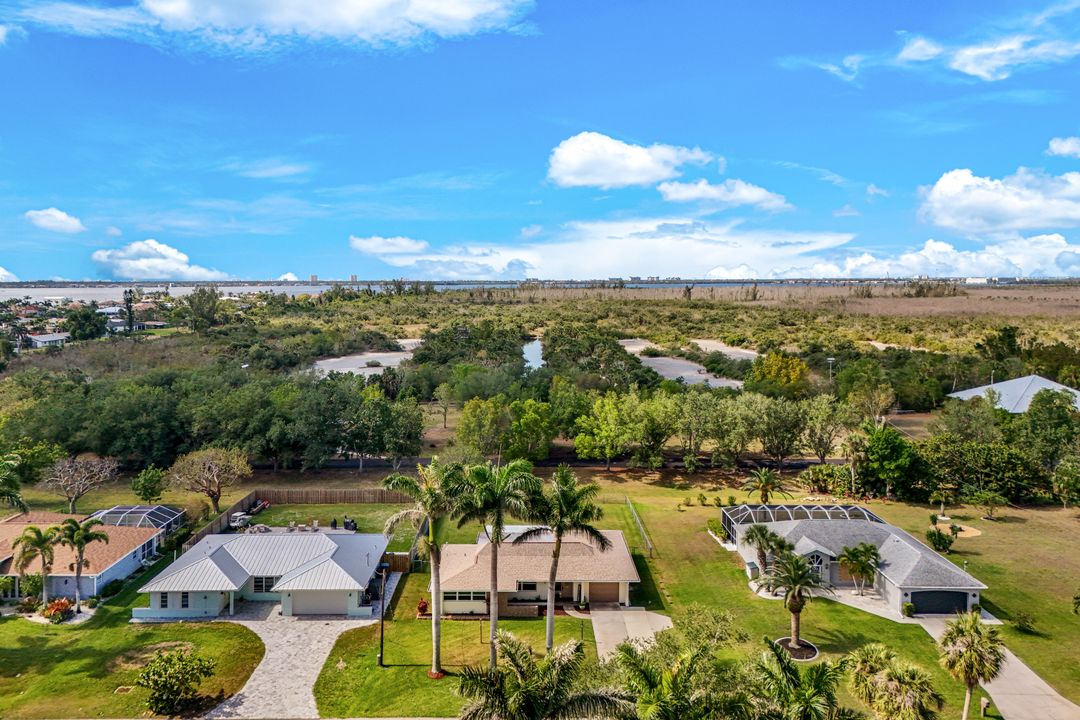 240 El Dorado Pkwy W, Cape Coral, FL 33914