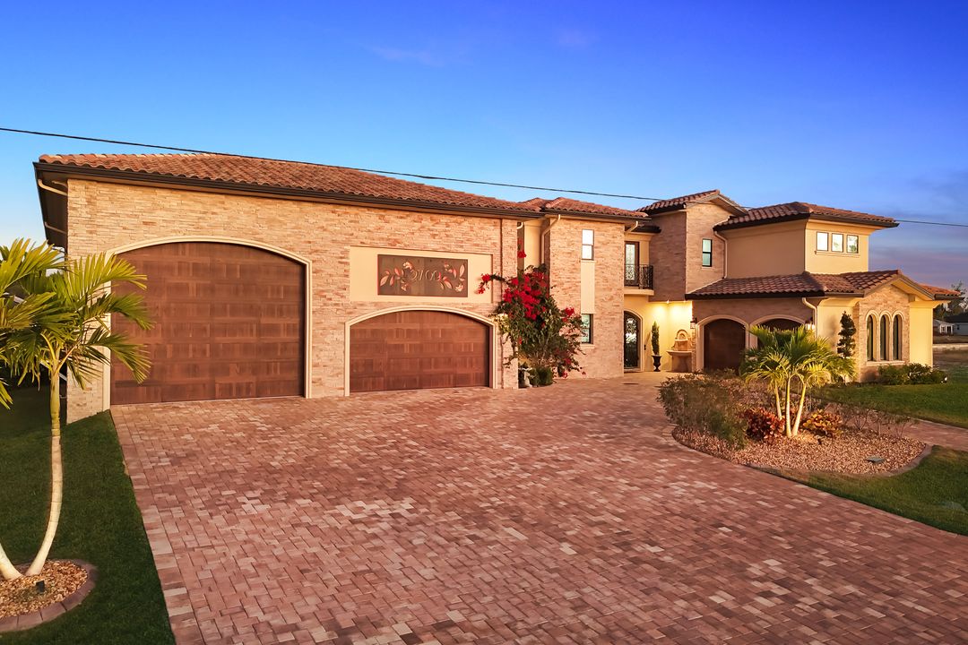 2709 NW 41st Ave, Cape Coral, FL 33993