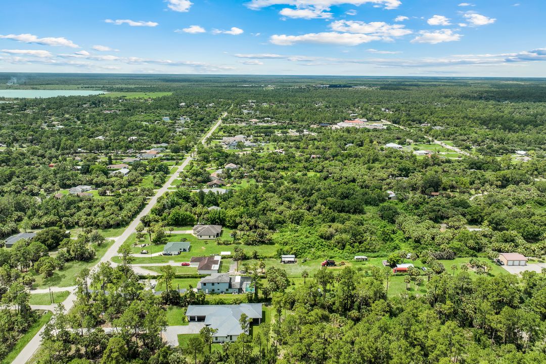 933 11th St SW, Naples, FL 34117