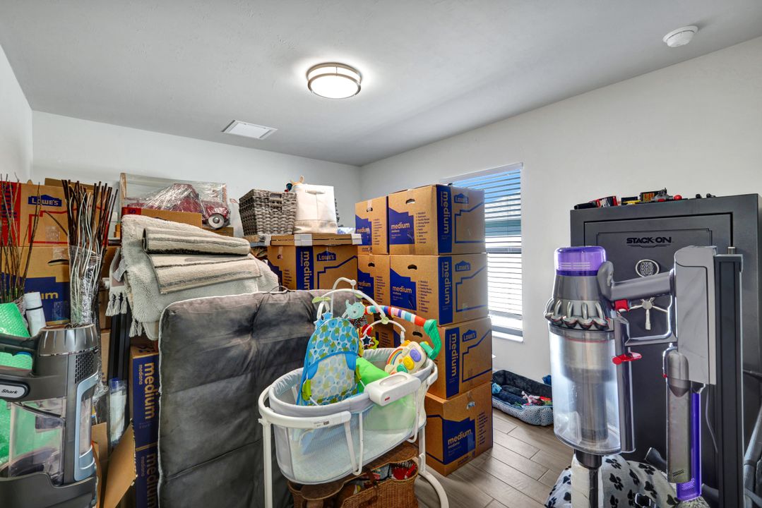 306 SW 28th Terrace, Cape Coral, FL 33914