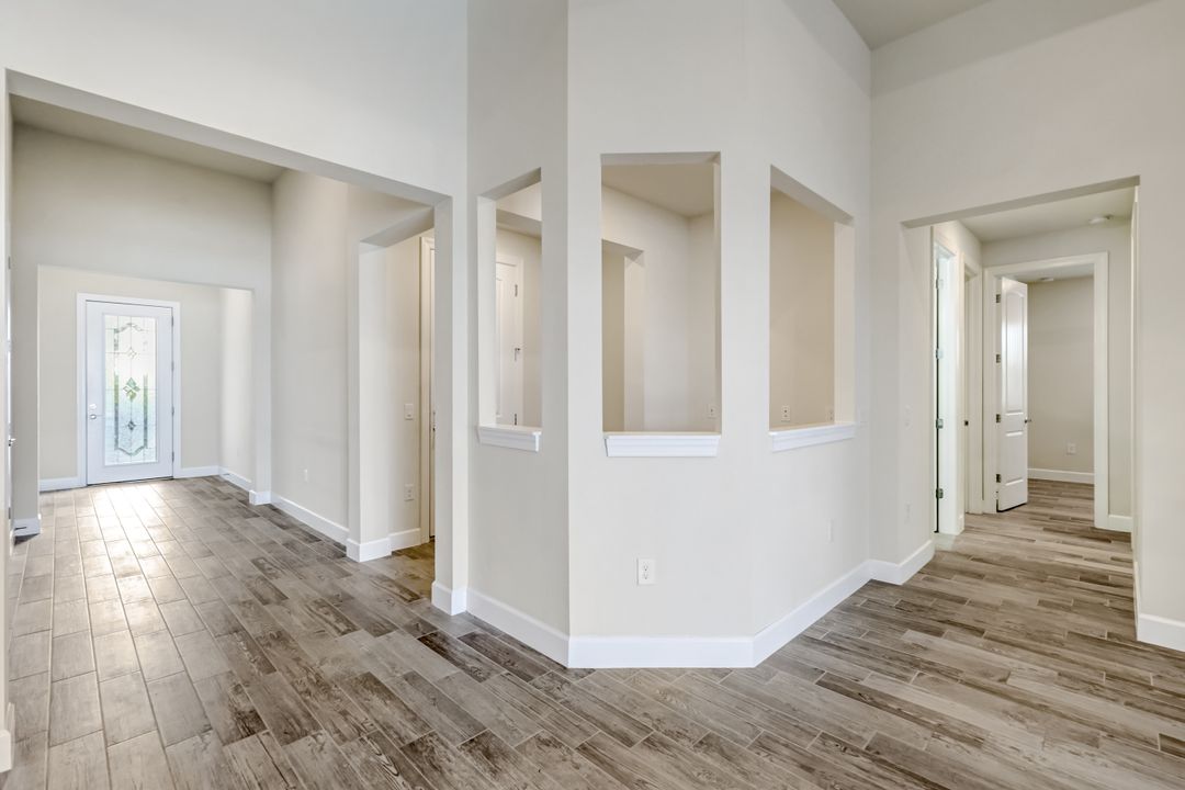 17146 Ashcomb Wy, Estero, FL 33928