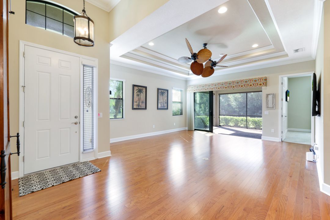 9149 Isla Bella Cir, Bonita Springs, FL 34135