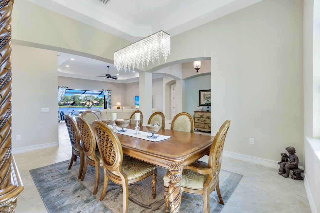 1456 Mockingbird Dr, Naples, FL 34120