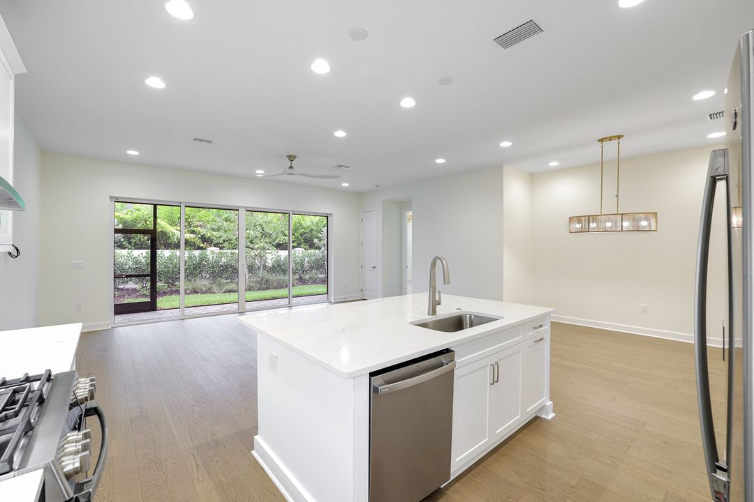 2687 Ridgecrest Pl, Naples, FL 34112