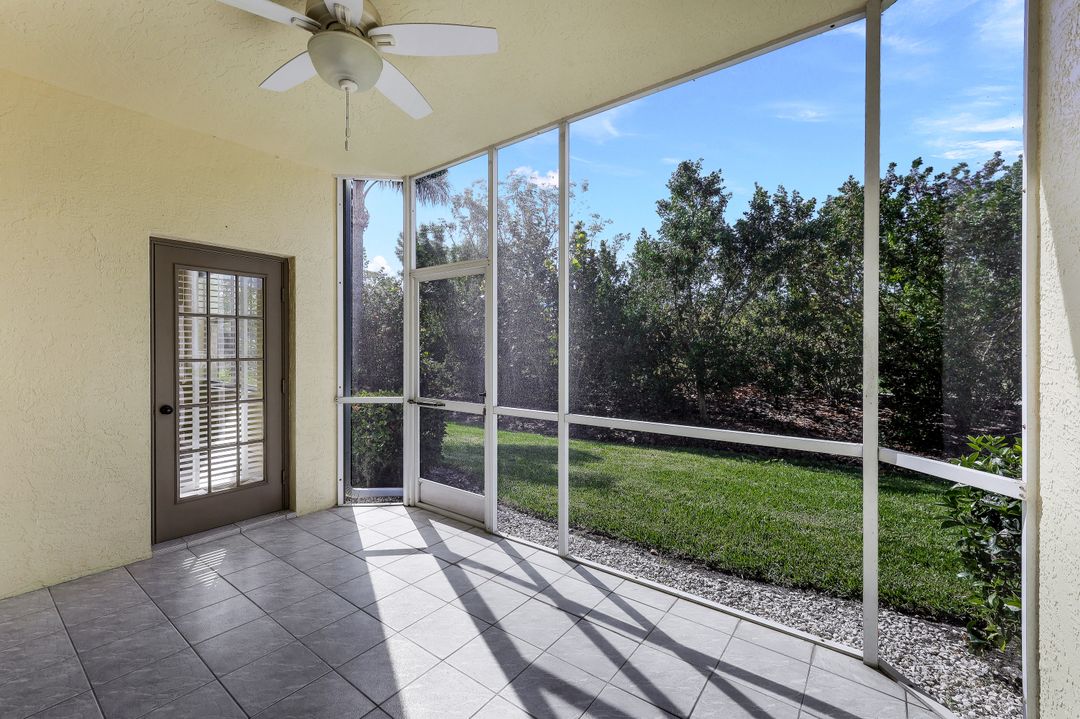 1308 Mainsail Dr #912, Naples, FL 34114