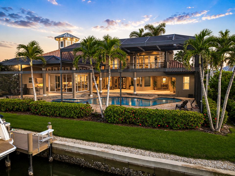 1658 McIlvaine Ct, Marco Island, FL 34145