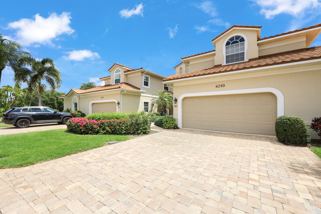 6240 Reserve Cir #802, Naples, FL 34119