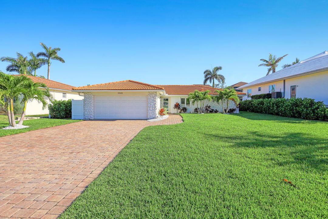 1522 Pelican Ave, Naples, FL 34102