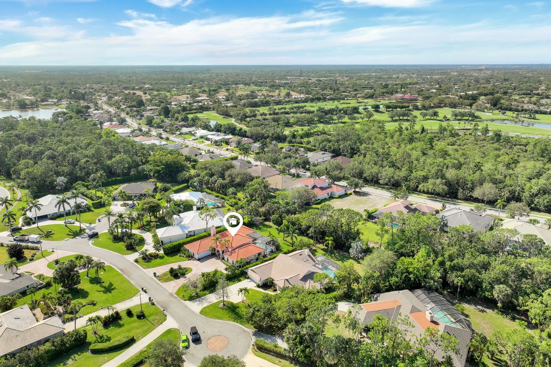 2209 Noble Ct, Naples, FL 34110