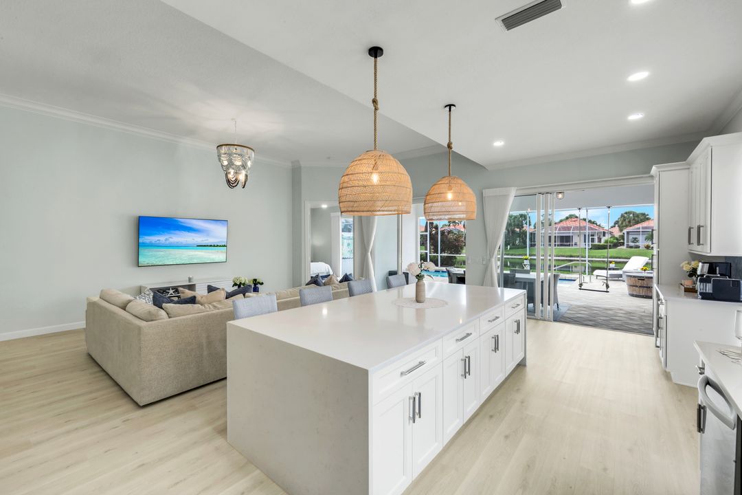 4453 Novato Ct, Naples, FL 34109