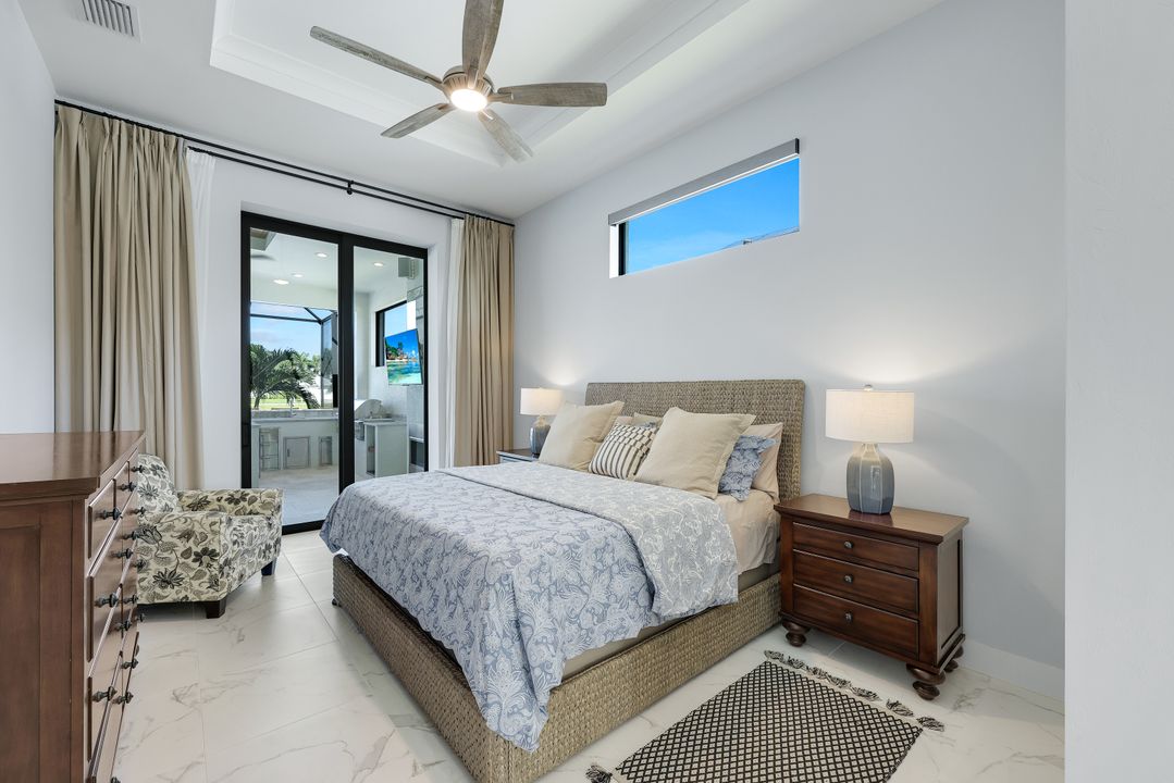 1030 NW 38th Pl, Cape Coral, FL 33993