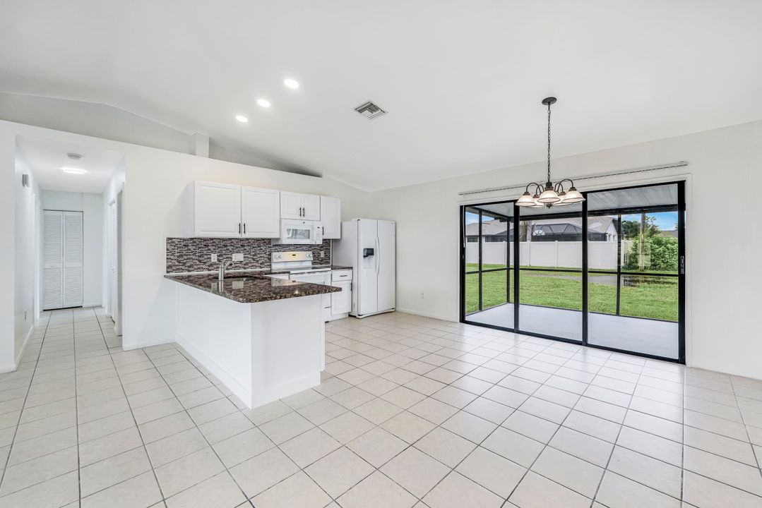 3619 SW 7th Pl, Cape Coral, FL 33914