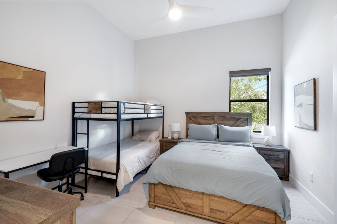 5130 Atlantic Ct, Cape Coral, FL 33904