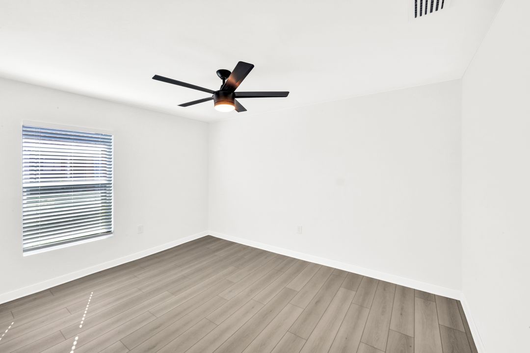 1205 NE 12th St, Cape Coral, FL 33909