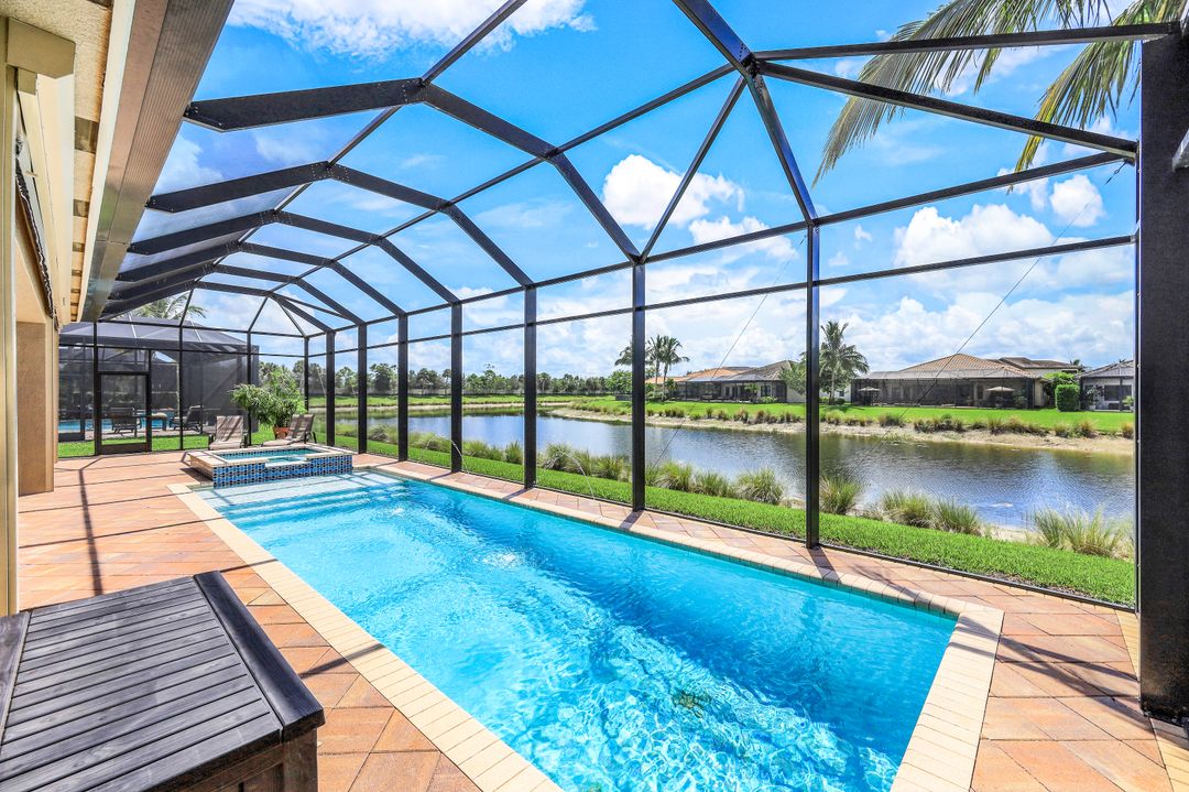 4679 Azalea Dr, Naples, FL 34119