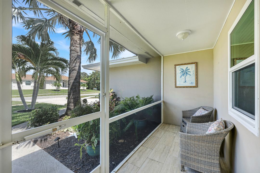 130 Greenbrier St, Marco Island, FL 34145