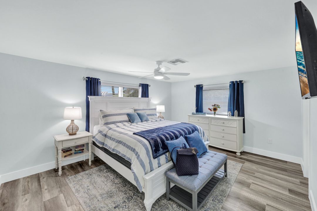 318 Castaways St, Marco Island, FL 34145