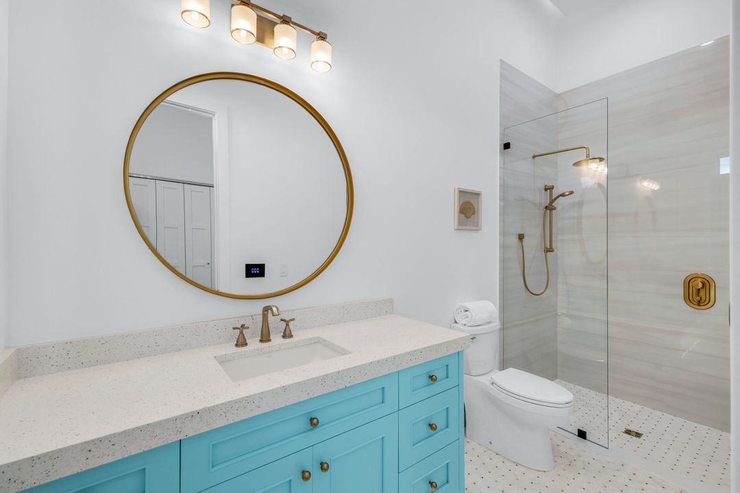 6677 Hunters Rd, Naples, FL 34109