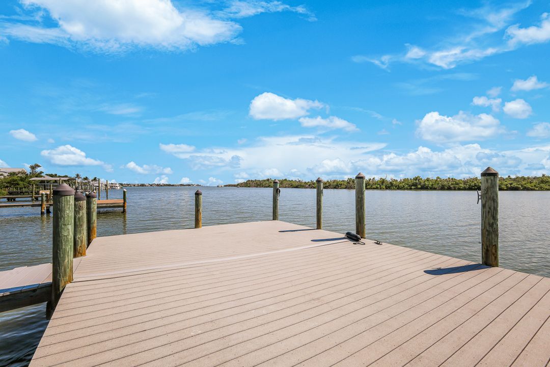 16211 Captiva Dr, Captiva, FL 33924