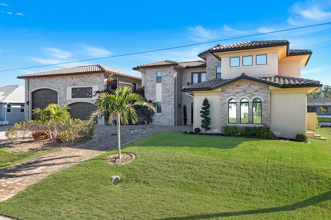 2709 NW 41st Ave, Cape Coral, FL 33993