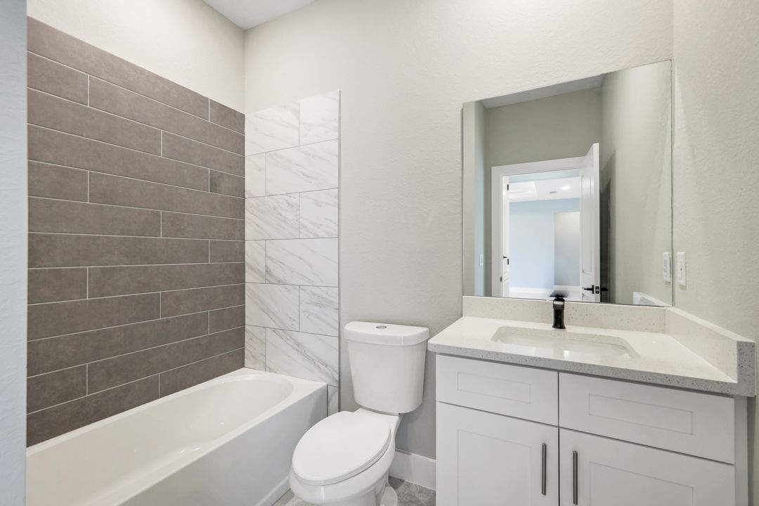 421 NE 19th Terrace, Cape Coral, FL 33909
