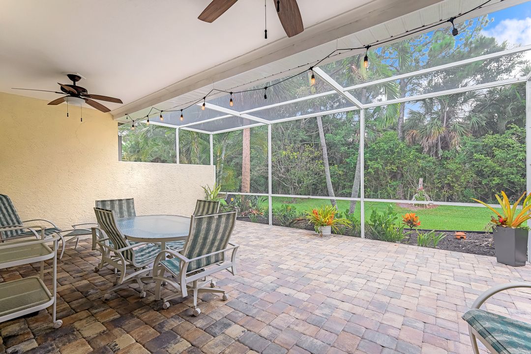 7488 Berkshire Pines Dr, Naples, FL 34104