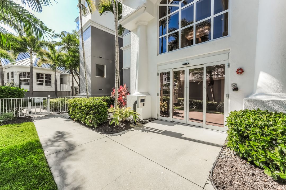 450 Launch Cir #501, Naples, FL 34108
