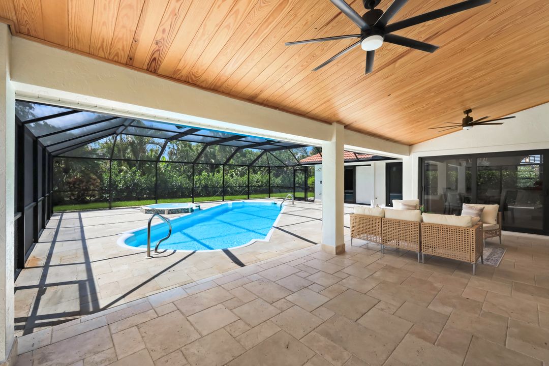 235 Silverado Dr, Naples, FL 34119