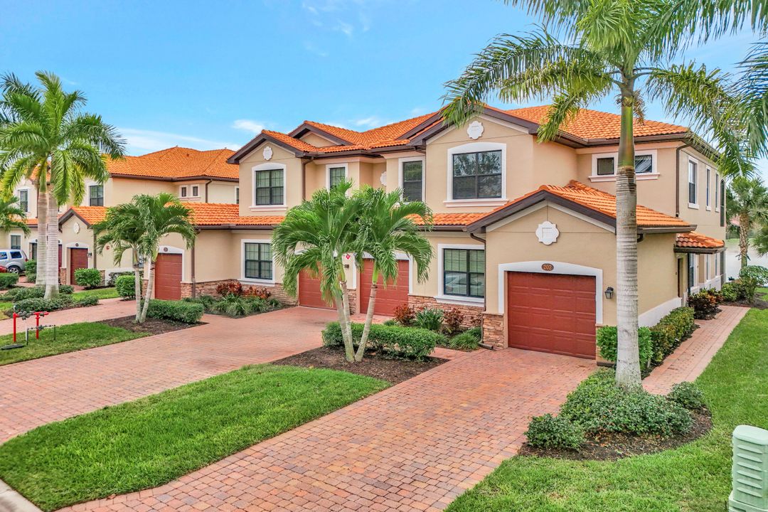 26135 Palace Ln #102, Bonita Springs, FL 34135