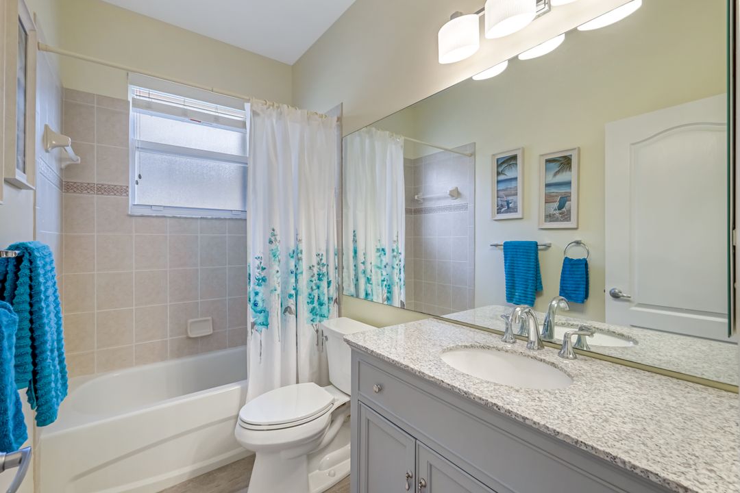 20050 Rookery Dr, Estero, FL 33928