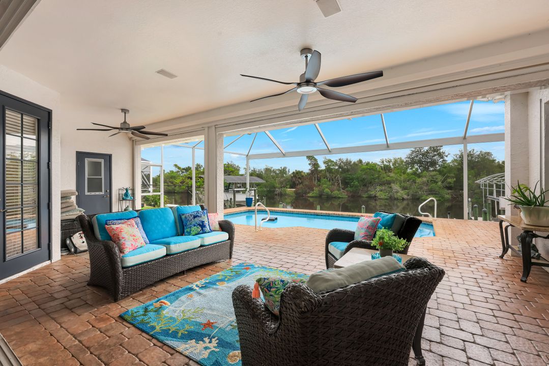 2309 SE 20th Pl, Cape Coral, FL 33990