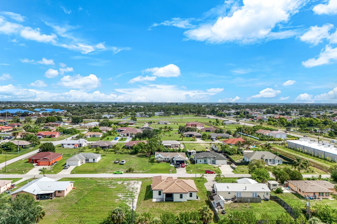 4409 5th St W, Lehigh Acres, FL 33971