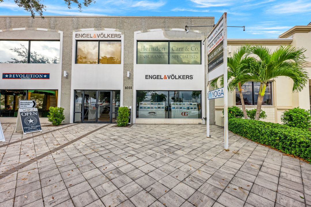 1031 Cape Coral Pkwy E, Cape Coral, FL 33904