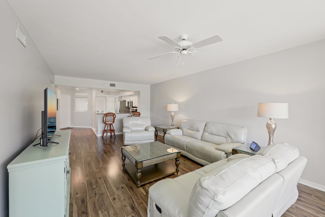 5035 Cedar Springs Dr #103, Naples, FL 34110