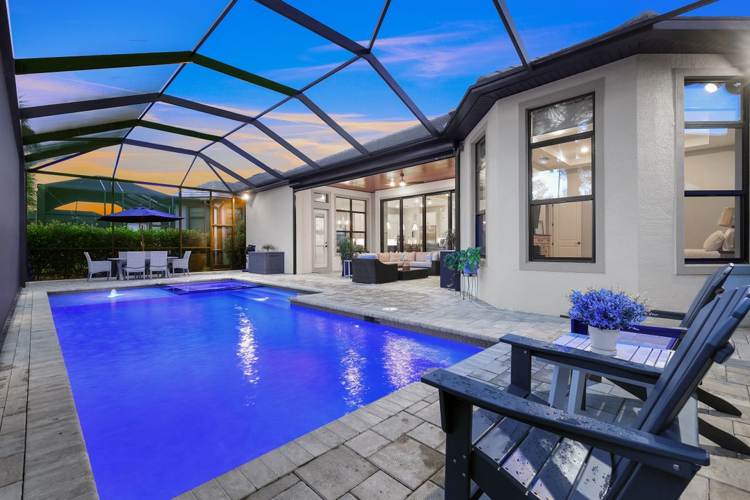 16221 Verilyn Cir, Naples, FL 34110