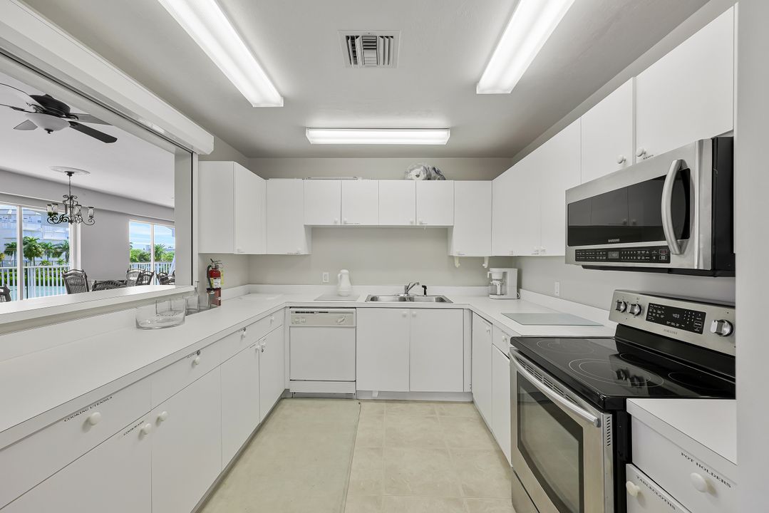 1020 S Collier Blvd #402, Marco Island, FL 34145