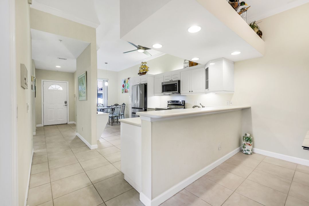 14530 Red Fox Run #215, Naples, FL 34110