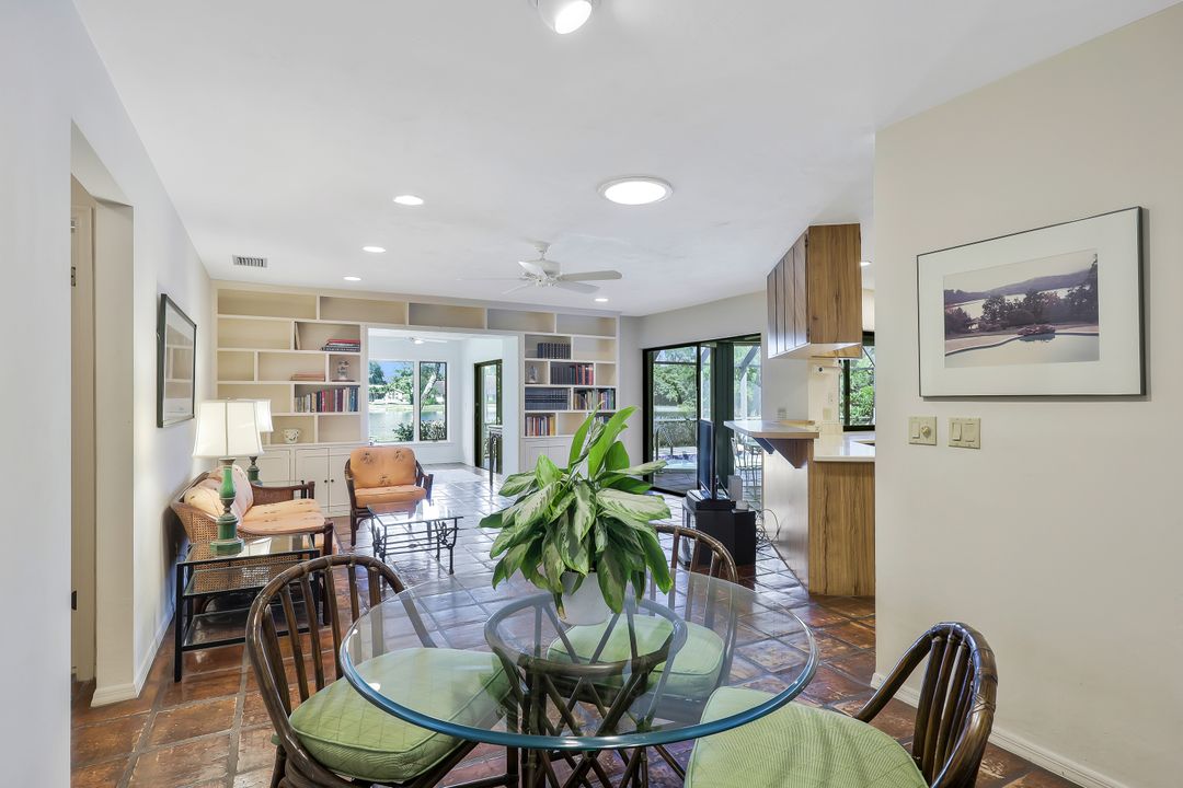 700 Bald Eagle Dr, Naples, FL 34105